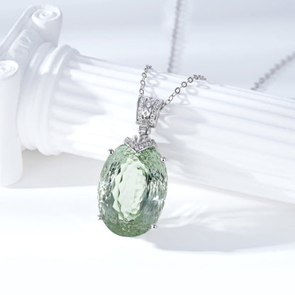 Luxurious Gem Necklace