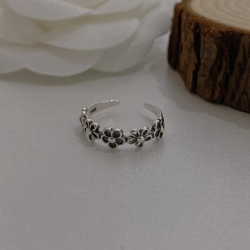 Simple Hollow Ring