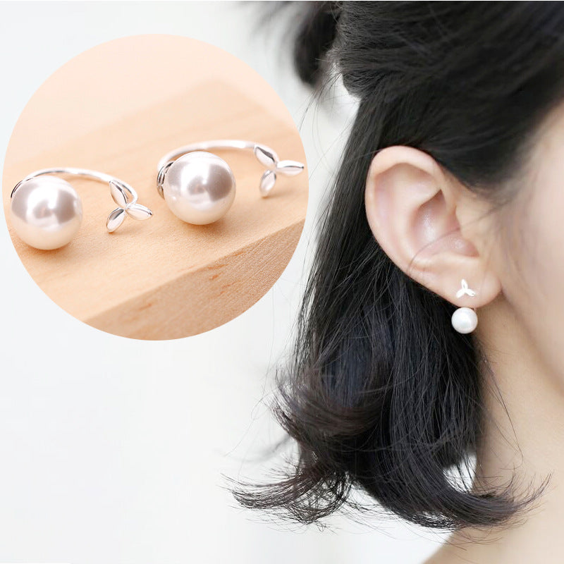 C-Shaped Pearl Earrings