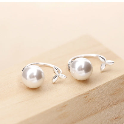 C-Shaped Pearl Earrings