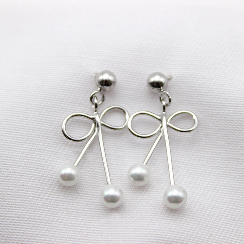 Bow Pearl Earrings