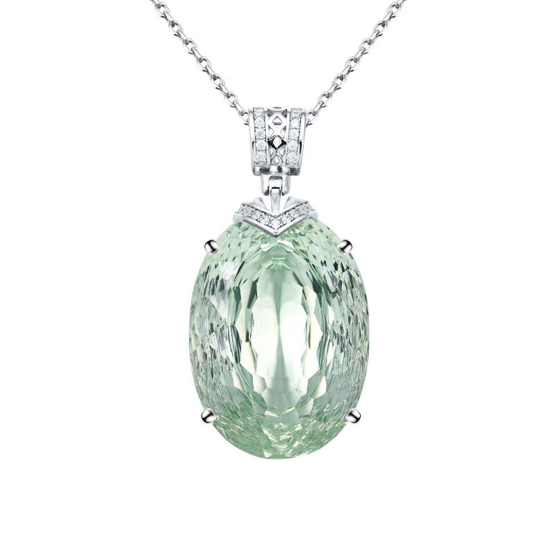 Luxurious Gem Necklace