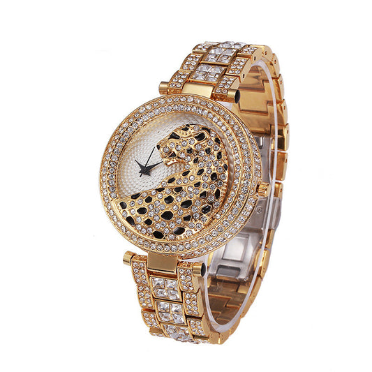 Reloj con banda de acero con diamantes