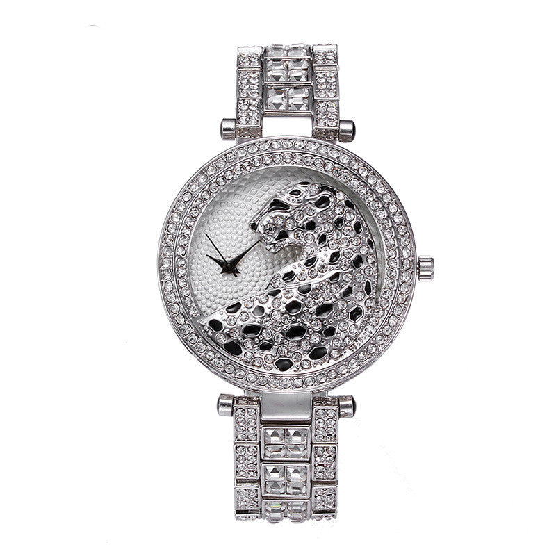 Reloj con banda de acero con diamantes