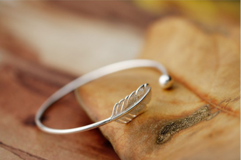 Feather Shaped Silver Bracelet