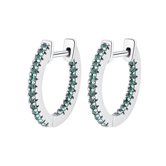 Petites boucles d'oreilles simples en zircon